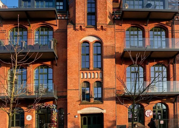 Apartment Properunit Bright In Old Town With Ac Wroclaw