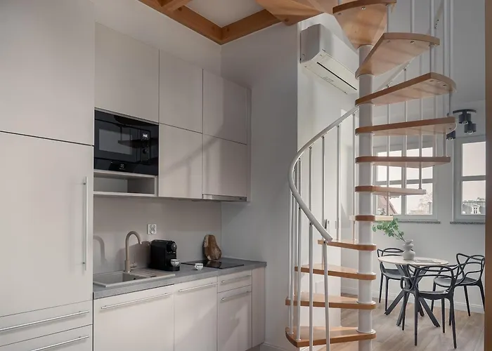 Properunit Bright In Old Town With Ac 아파트